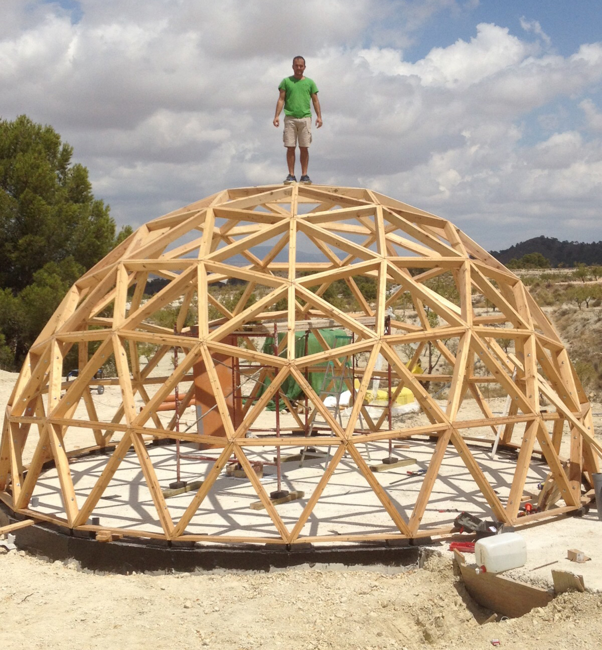 Casas-geodesicas-construccion
